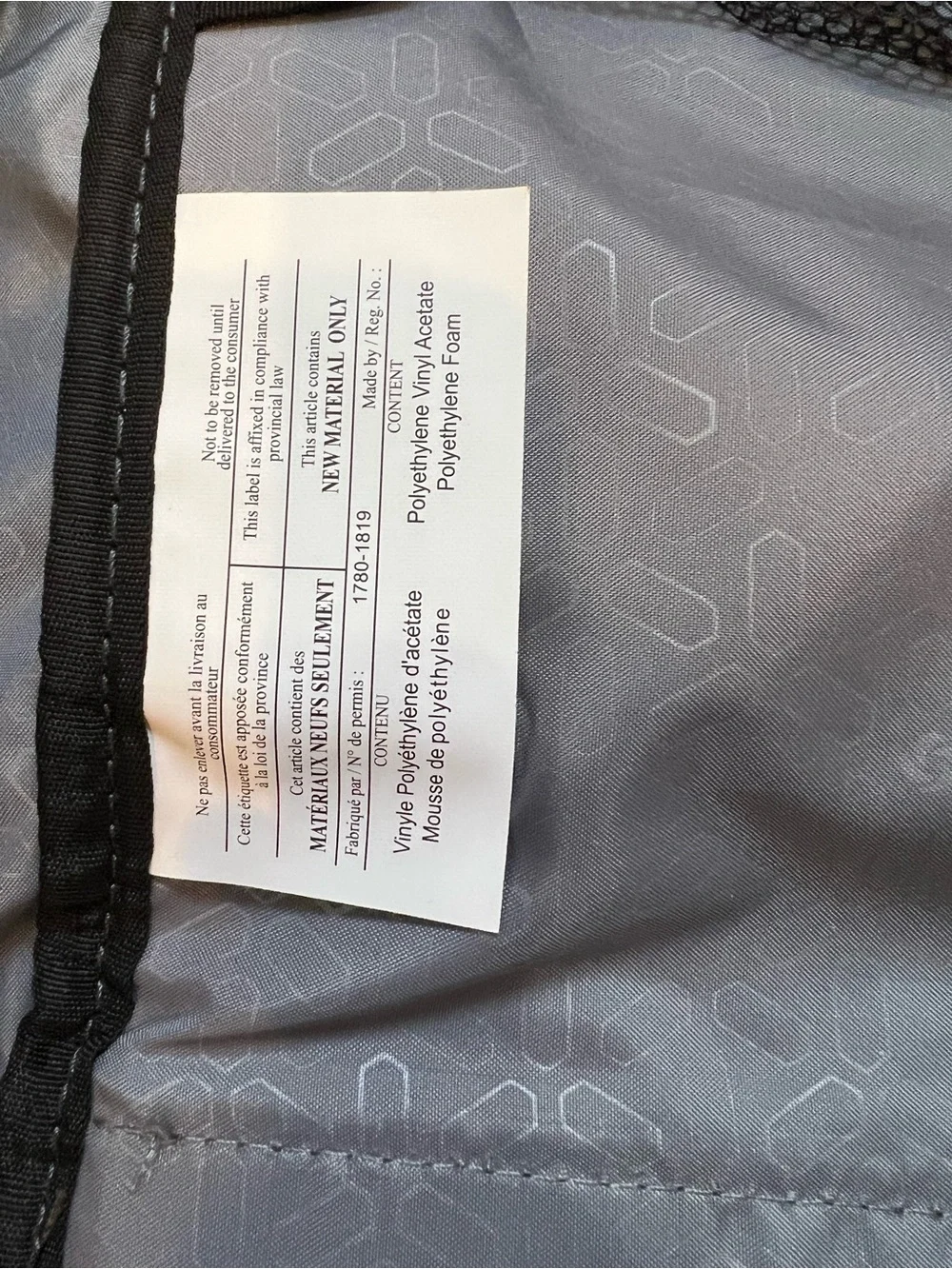 Samsonite Black Travel Garment Bag with Front Zip Pocket